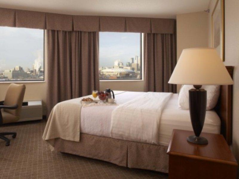 คอร์ตยาร์ด มินนิอาโพลิส ดาวน์ทาวน์ Hotel มินนีแอโพลิส ภายนอก รูปภาพ